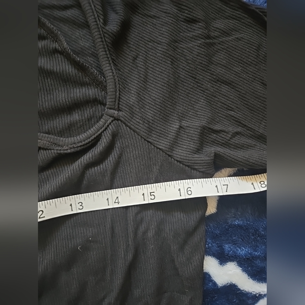 Large Ribbed Cutout Bodysuit - Picture 3 of 10